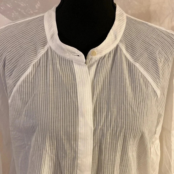 BCBGMAXAZRIA blouse size L NWOT - Picture 3 of 6